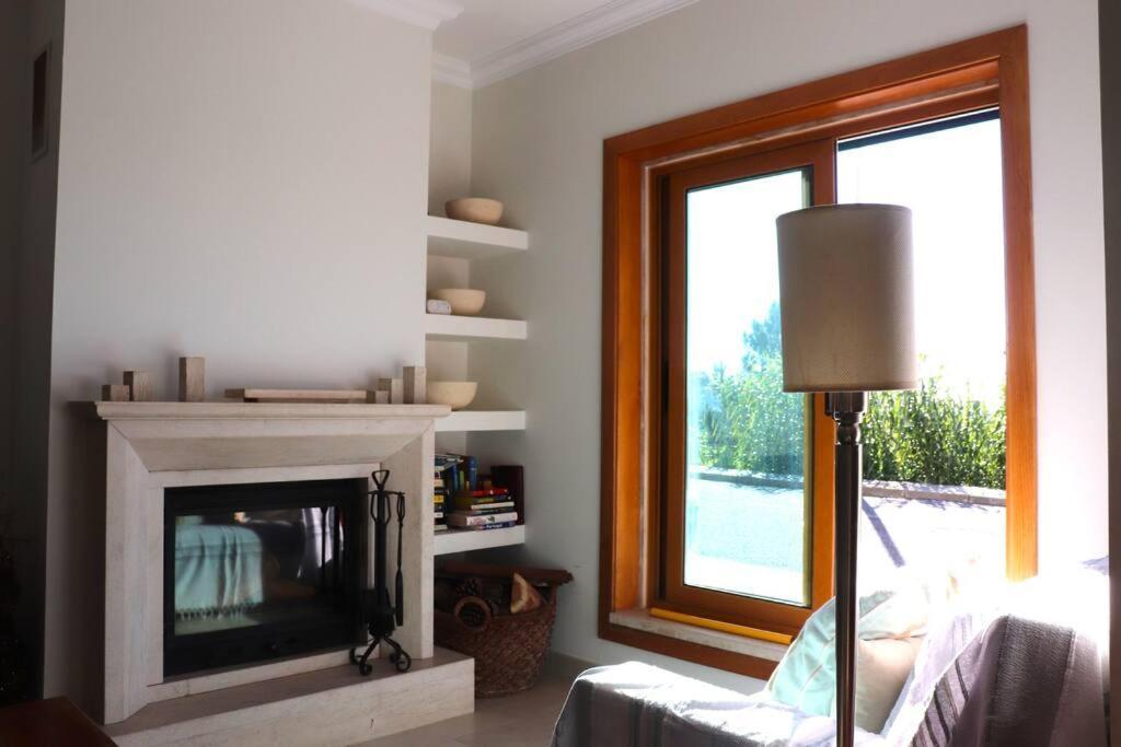 Sea Breeze House Ericeira - Ribeira Dilhas Beach 외부 사진