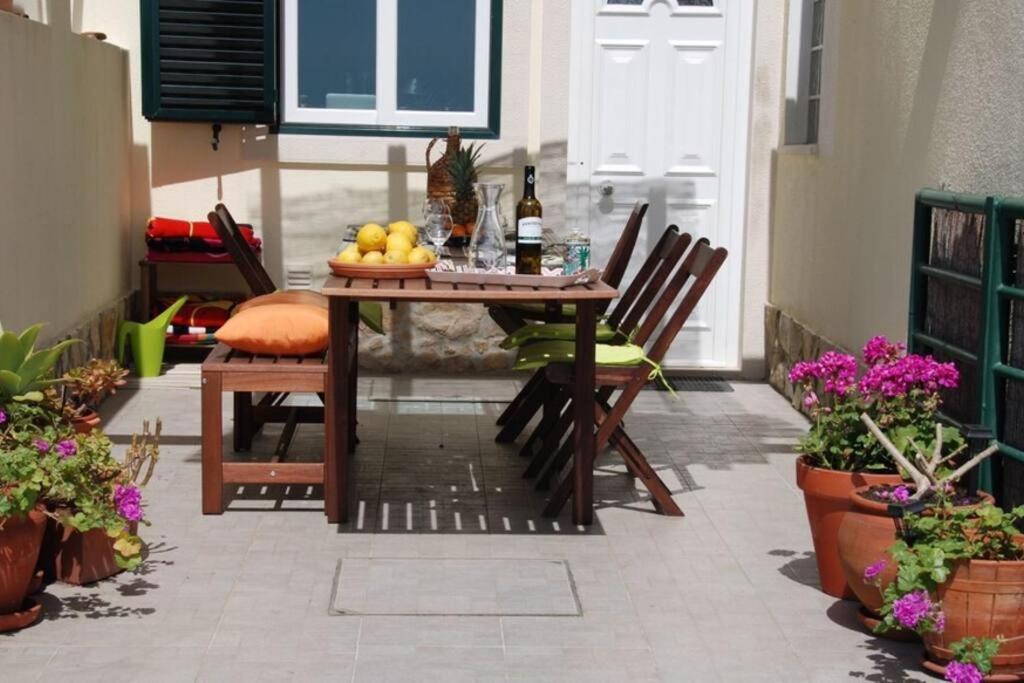 Sea Breeze House Ericeira - Ribeira Dilhas Beach 외부 사진