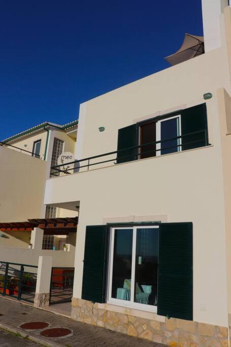 Sea Breeze House Ericeira - Ribeira Dilhas Beach 외부 사진