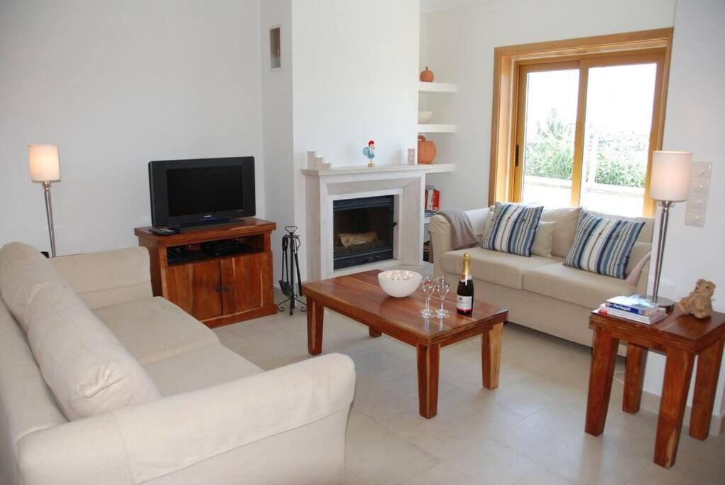 Sea Breeze House Ericeira - Ribeira Dilhas Beach 외부 사진